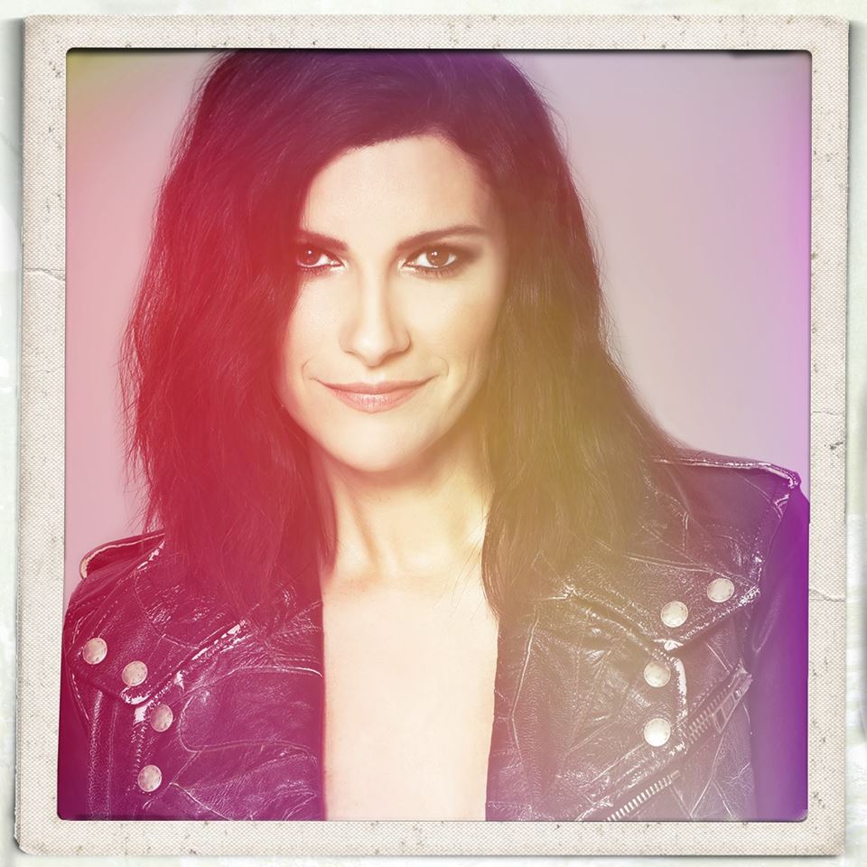 Laura Pausini in concerto tour 2018 al Palasele Eboli.jpg