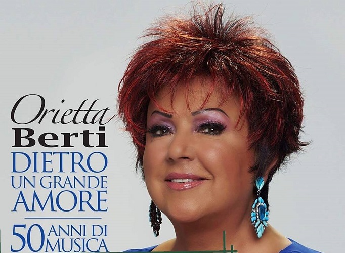 Orietta Berti in concerto agosto 2018 a Bosco San Giovanni a Piro.jpg