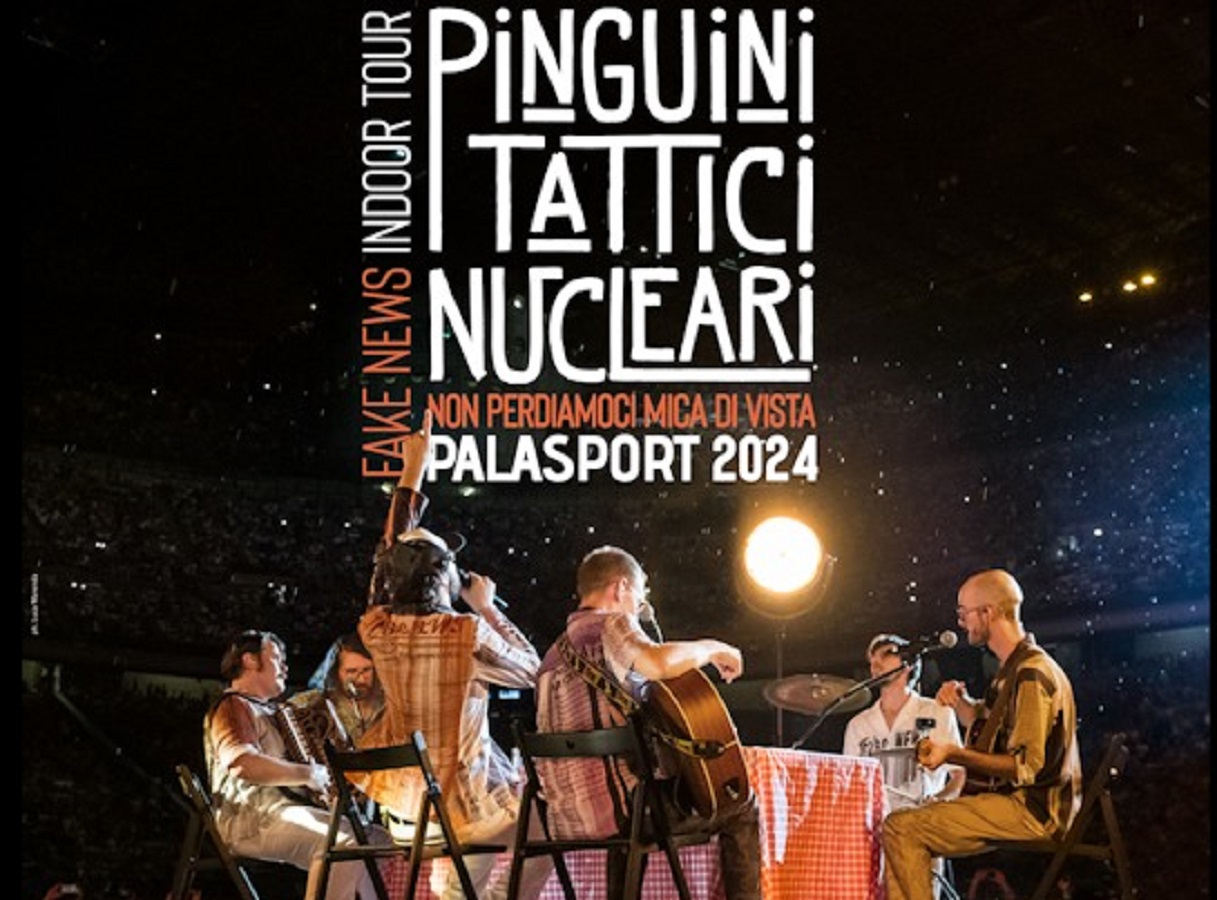 Pinguini Tattici Nucleari in concerto maggio 2024 Palasport Napoli.jpg